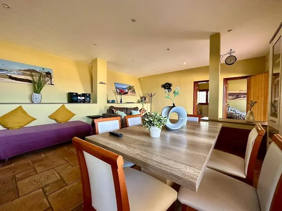 Jacuzzi Oasis: Space & Comfort Icod De Los Vinos Holiday home