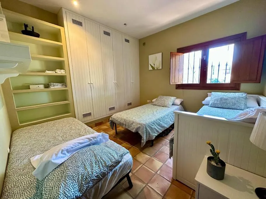 Holiday home Jacuzzi Oasis: Space & Comfort Icod De Los Vinos
