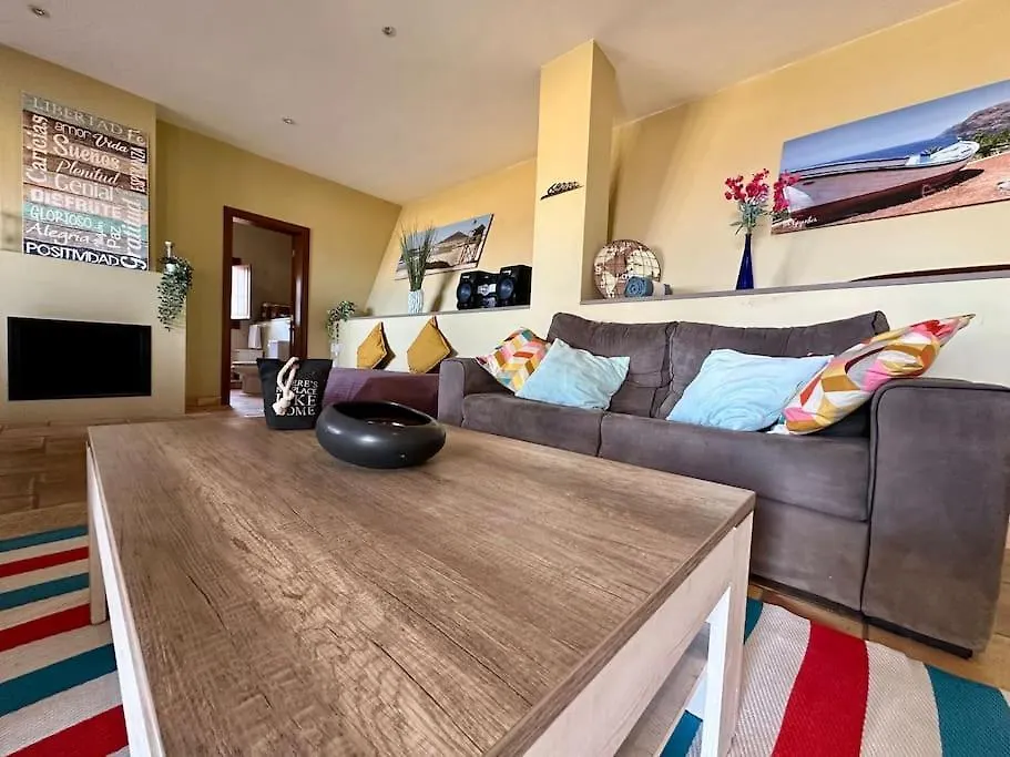 Jacuzzi Oasis: Space & Comfort Icod De Los Vinos Holiday home
